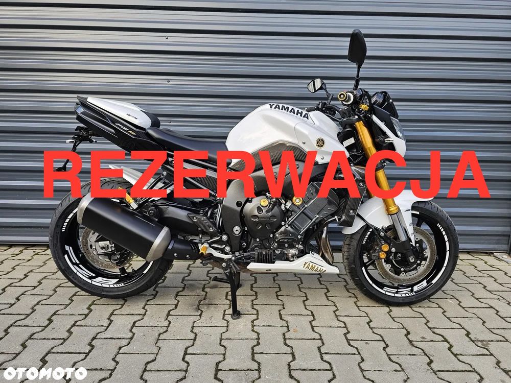Yamaha FZ8 - 1