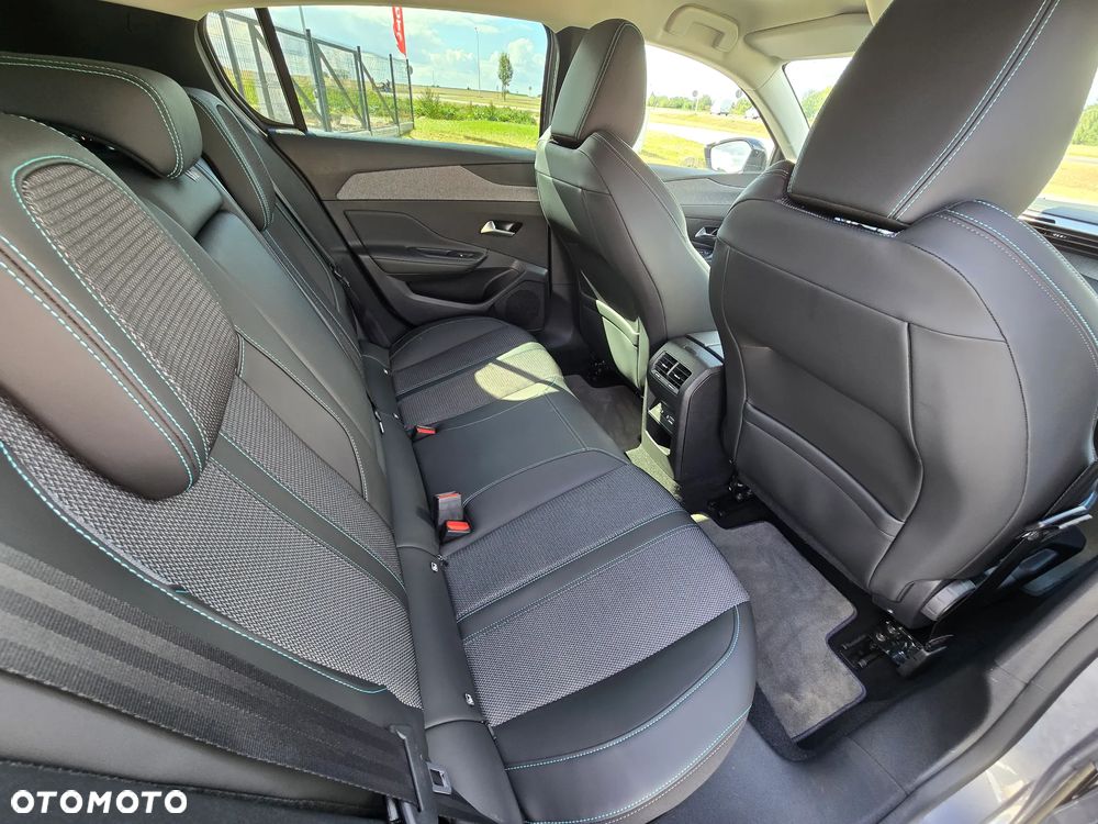 Peugeot 308 - 23