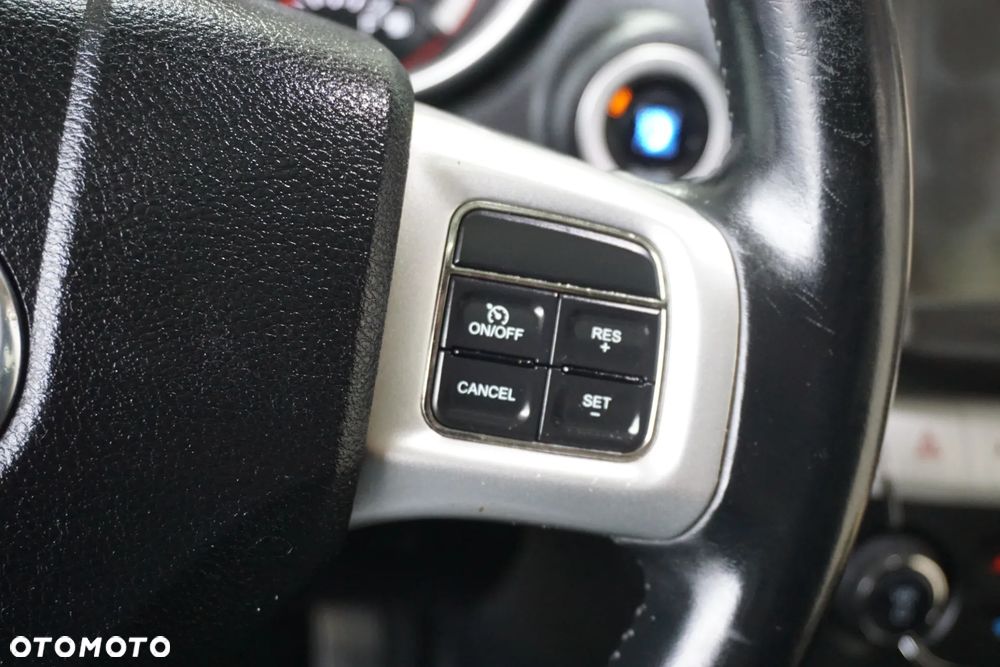 Fiat Freemont 2.0 Multijet 16V DPF Automatik Allrad Lounge - 34