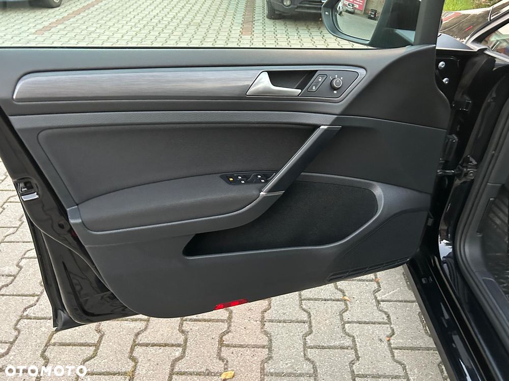 Volkswagen Golf 1.6 TDI BlueMotion Trendline - 15