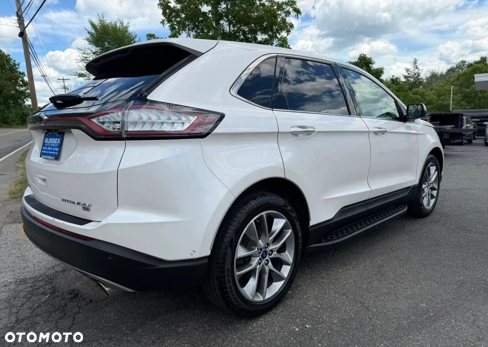 Ford Edge - 7