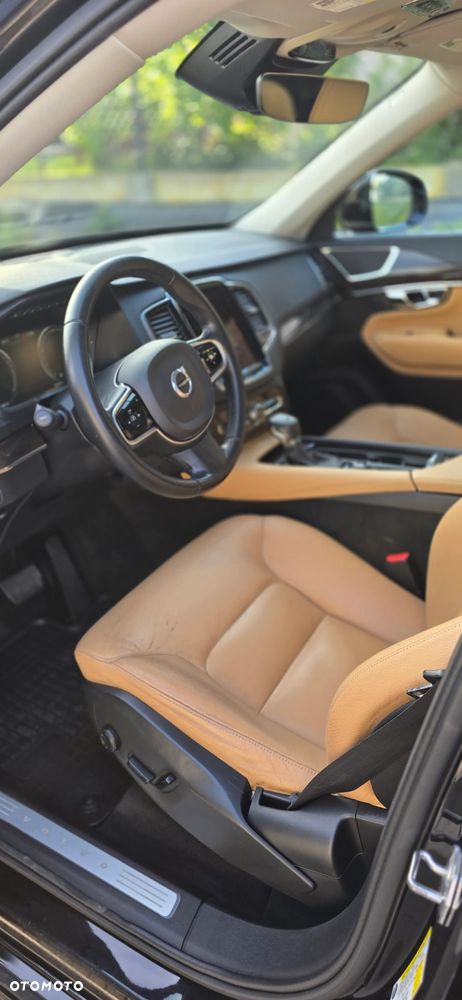 Volvo XC 90 T6 AWD Geartronic Momentum - 11
