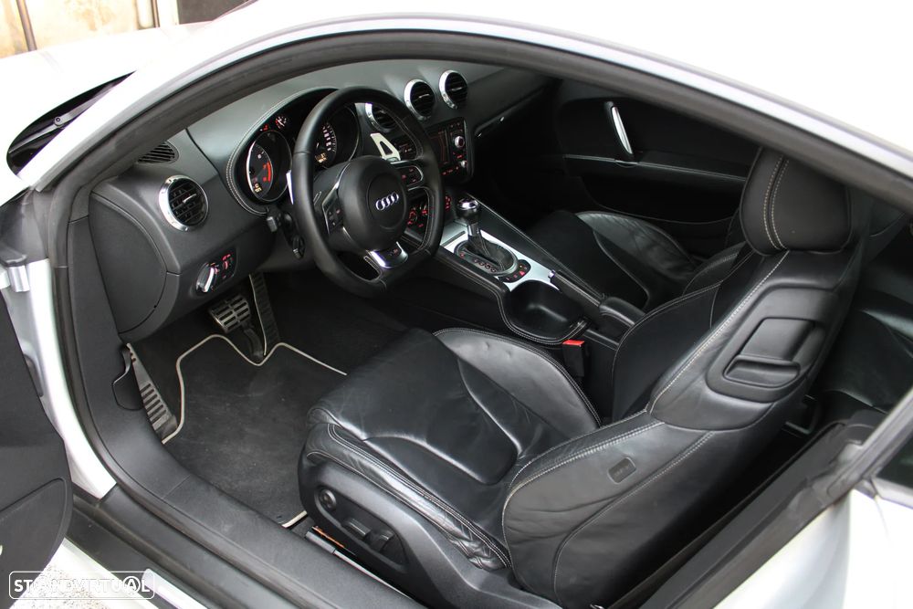 Audi TTS Coupé 2.0 TFSi quattro S Tronic - 23