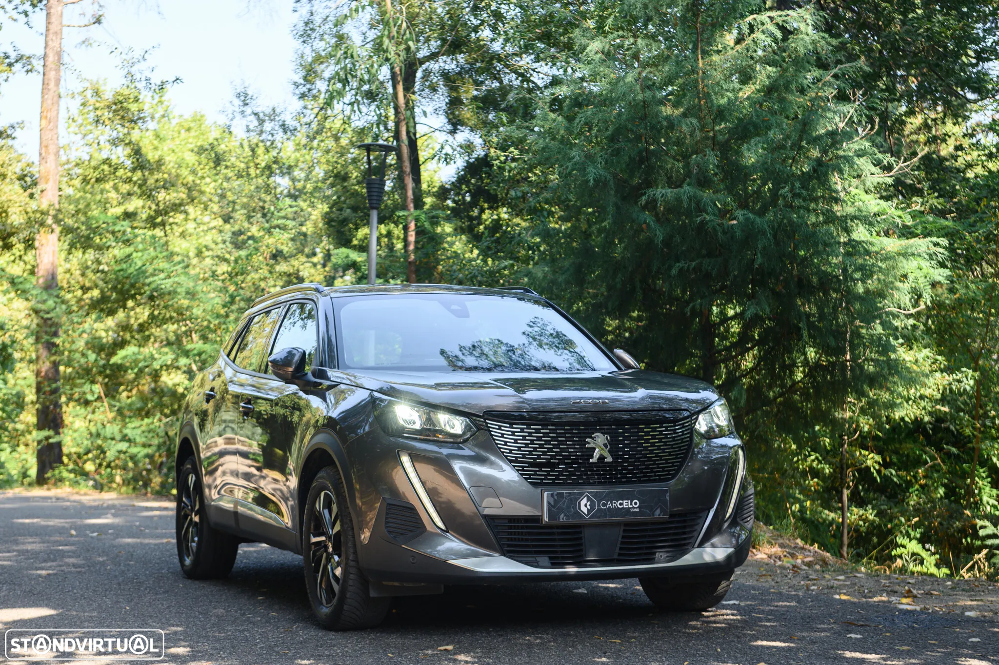 Peugeot 2008 1.2 PureTech Allure Pack - 5