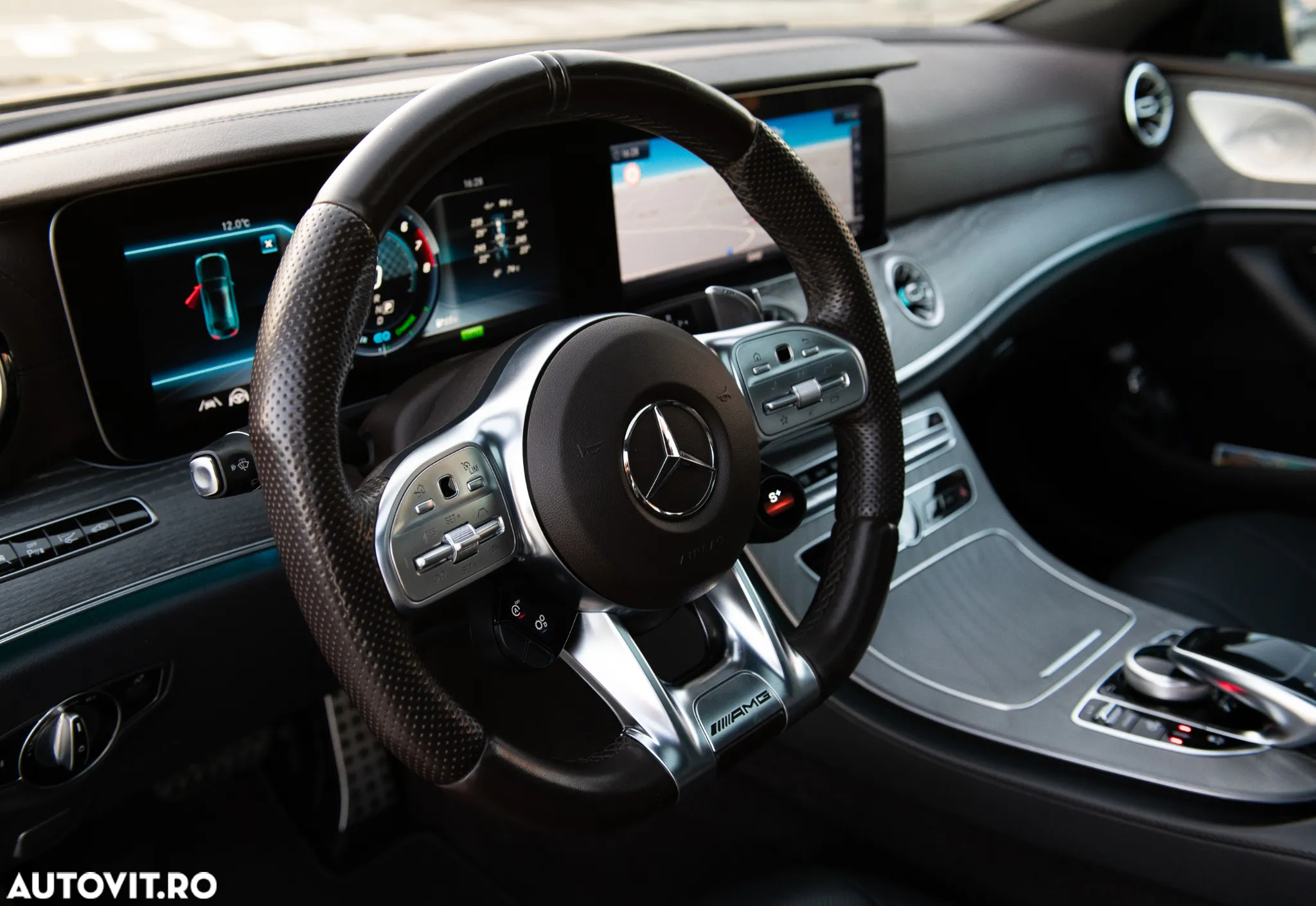 Mercedes-Benz CLS AMG 53 4MATIC Aut - 13