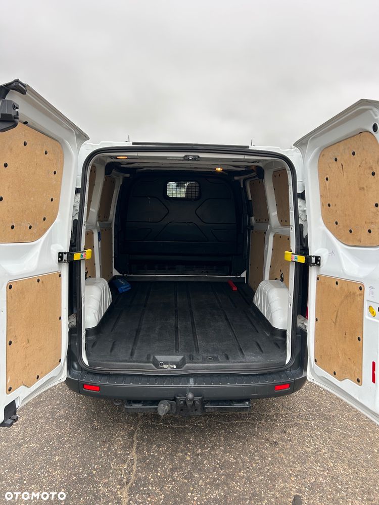 Ford Transit Custom - 23