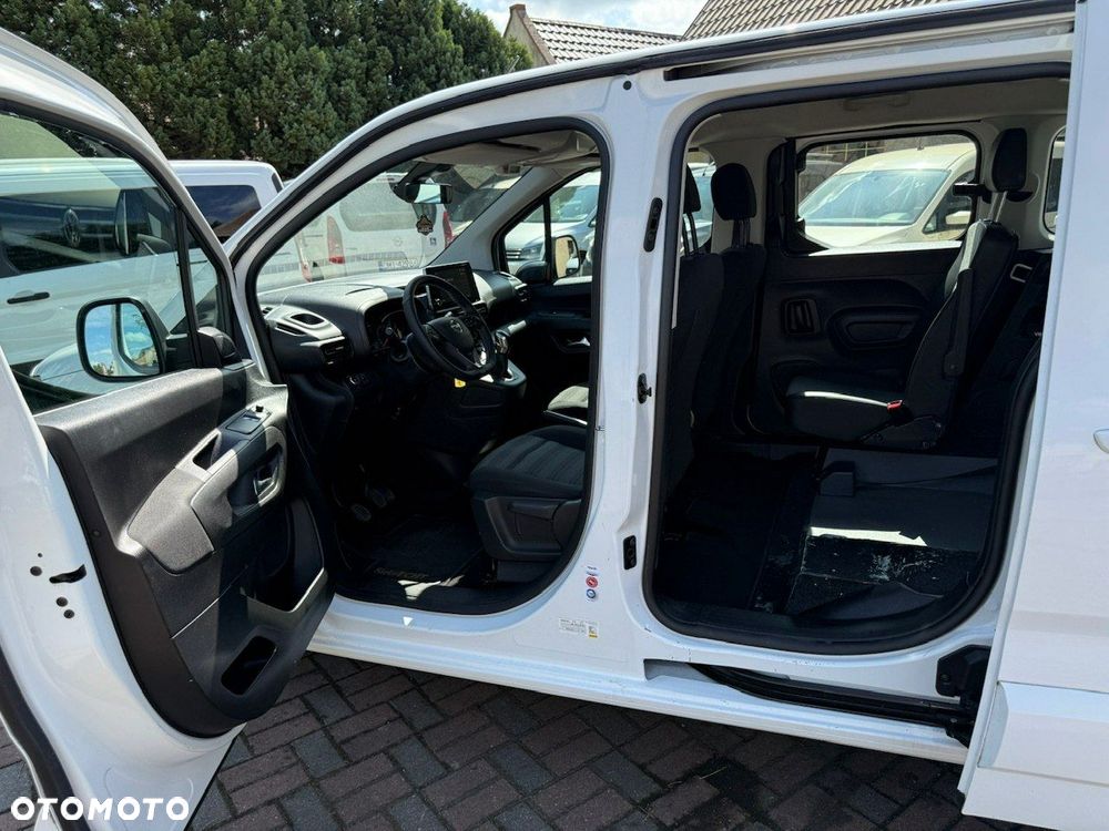 Opel Combo - 12