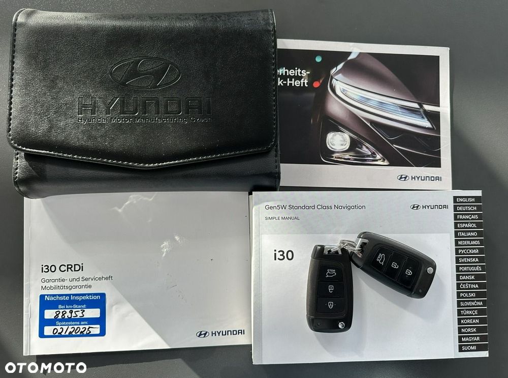 Hyundai i30 1.6 D Comfort DCT - 36