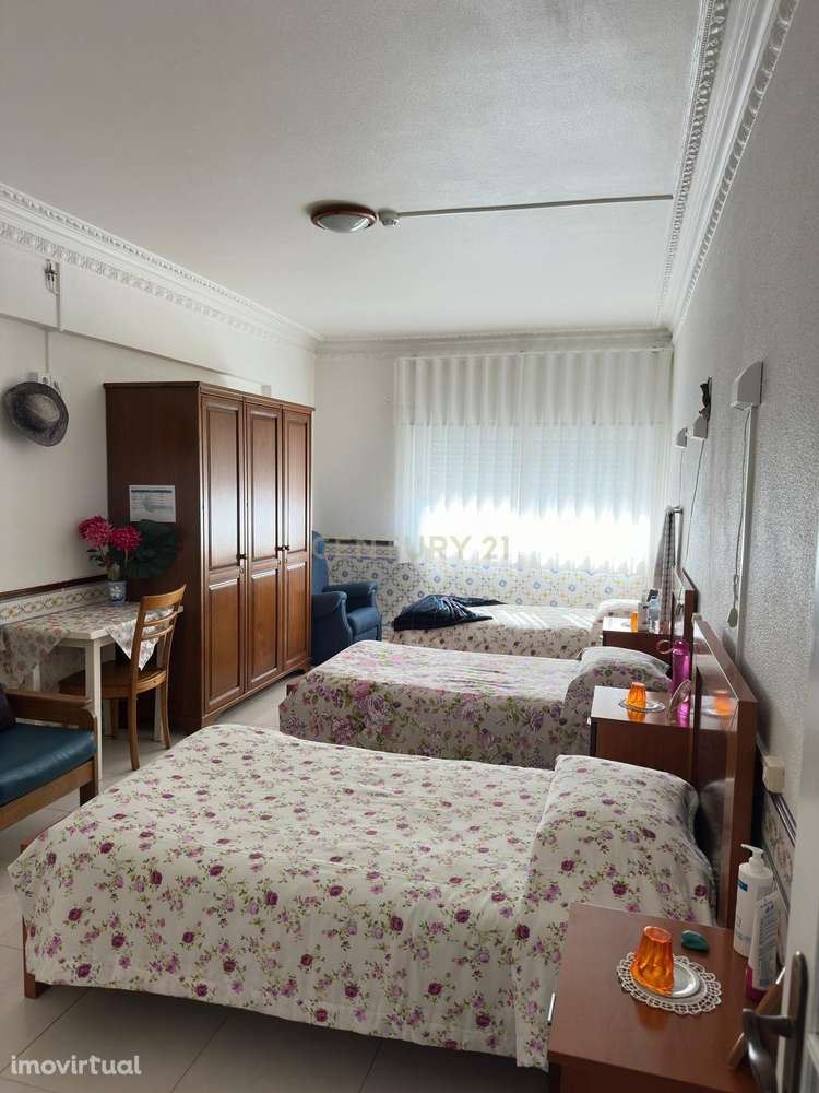 Moradia Charneca Caparica - Opção de Negócio - LAR de IDOSOS - Grande imagem: 2/5