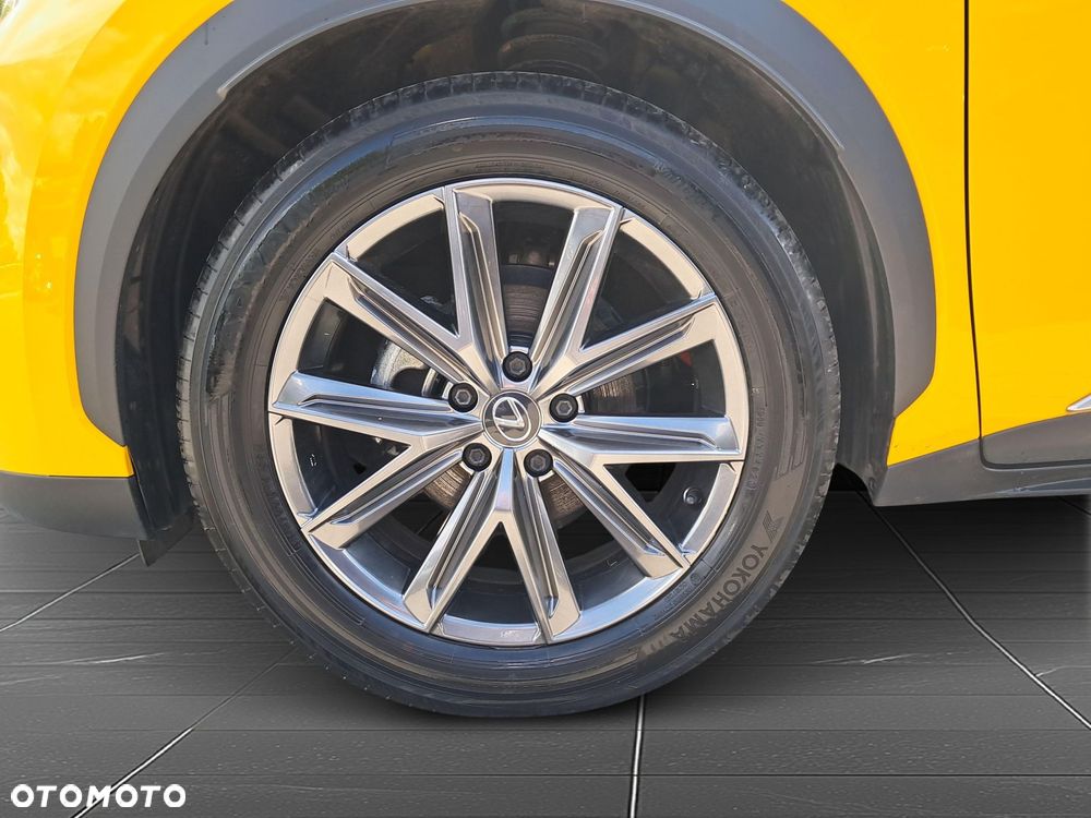Lexus LBX 1.5 Hybrid Relax - 19