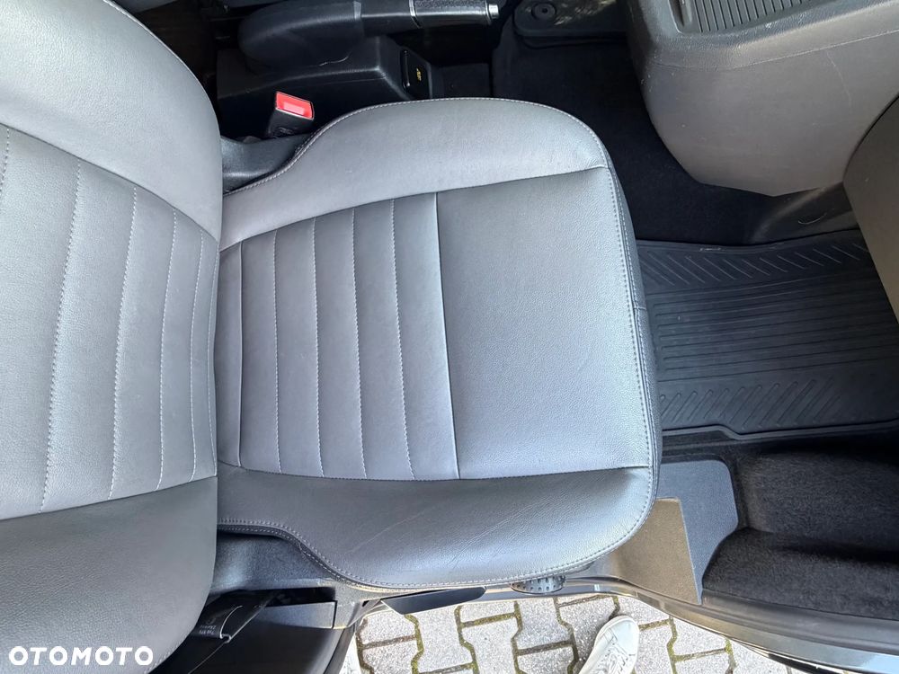 Ford Tourneo Custom 2.0 TDCi L1 Titanium SelectShift - 22