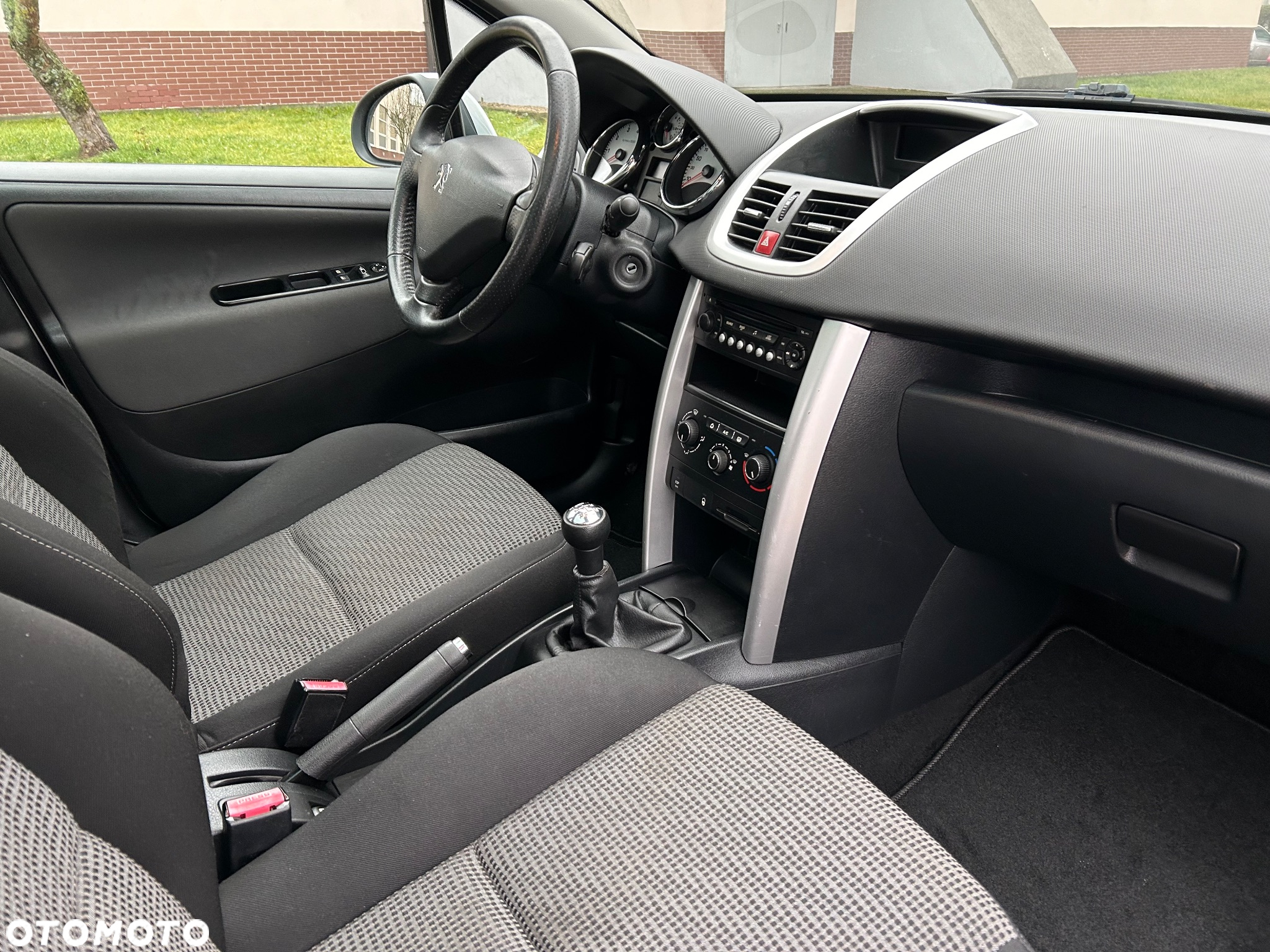 Peugeot 207 SW 120 VTi Outdoor - 10