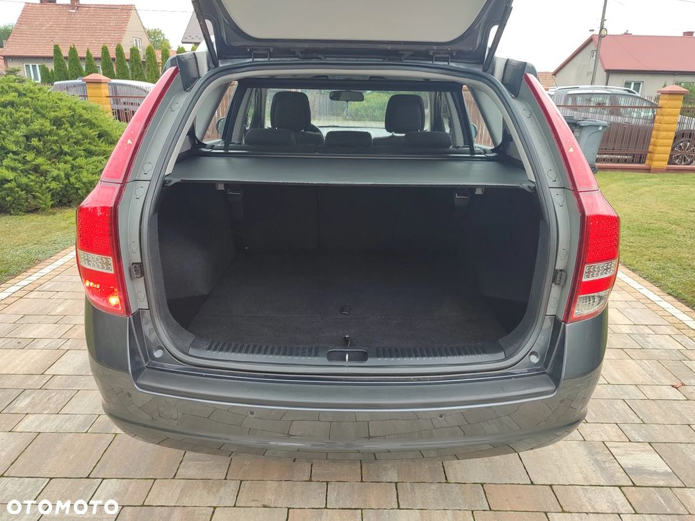 Kia Ceed 1.4 Comfort + - 24