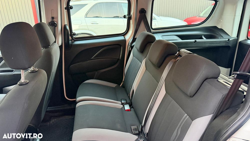 Fiat Doblo Combi 1.3 Mjet 95 CP Maxi Confort - 5