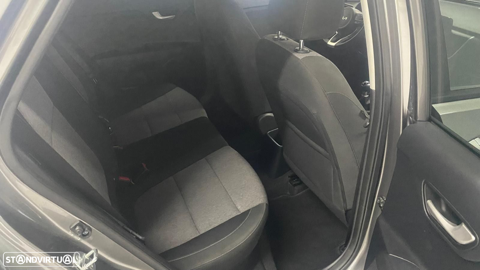Kia Stonic 1.2 Dynamic - 4