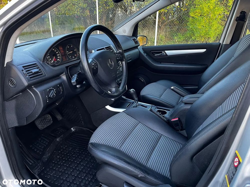 Mercedes-Benz Klasa A 180 CDI Autotronic Avantgarde - 7