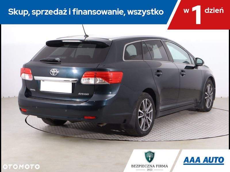 Toyota Avensis - 6