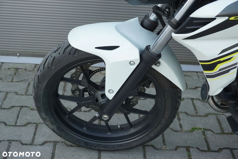 Honda CB - 20