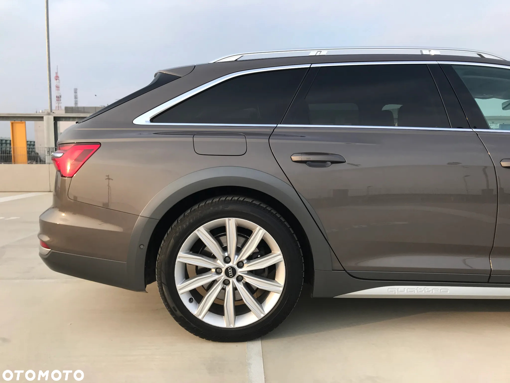 Audi A6 Allroad - 14