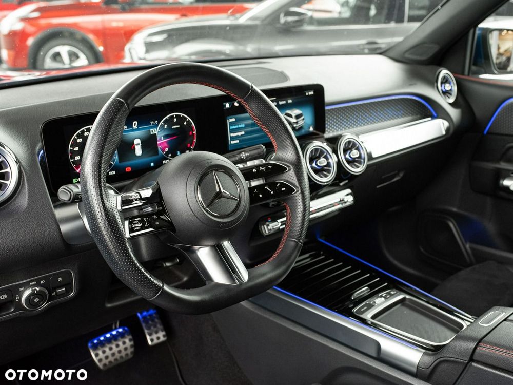 Mercedes-Benz GLB - 7