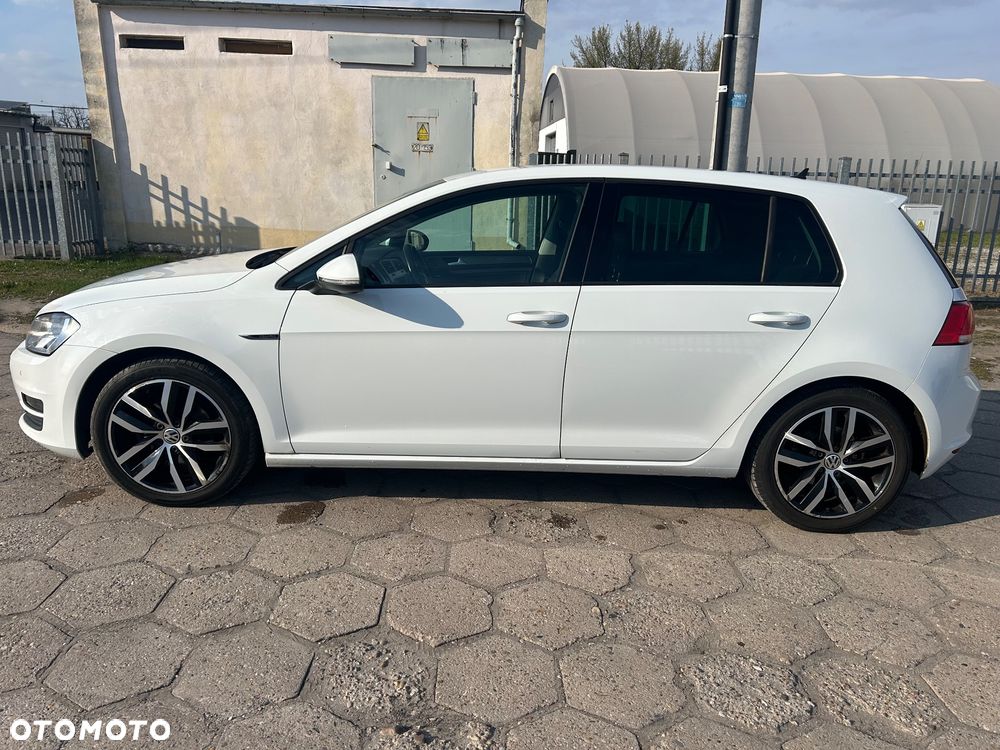 Volkswagen Golf 2.0 TDI BlueMotion Technology Lounge - 11