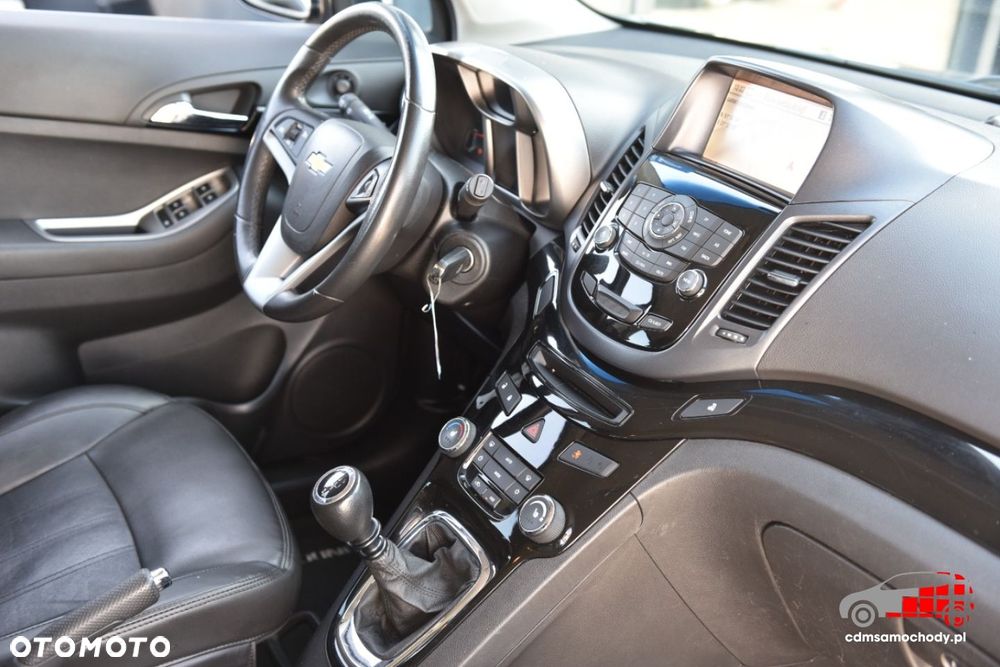 Chevrolet Orlando - 27