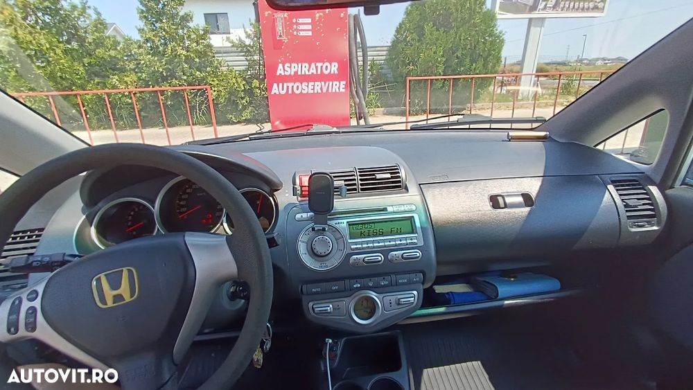 Honda Jazz 1.4i - 11