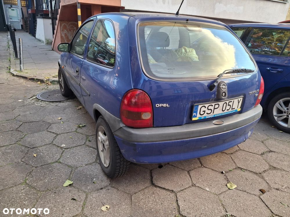 Opel Corsa 1.0 City 12v - 2