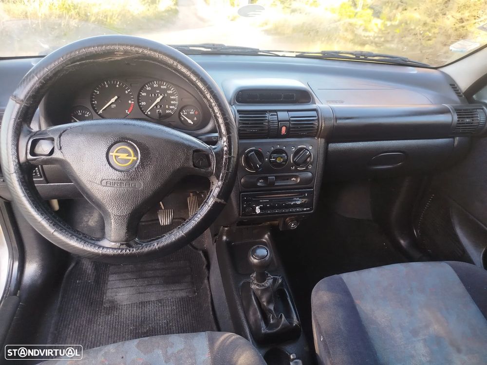 Opel Corsa - 5
