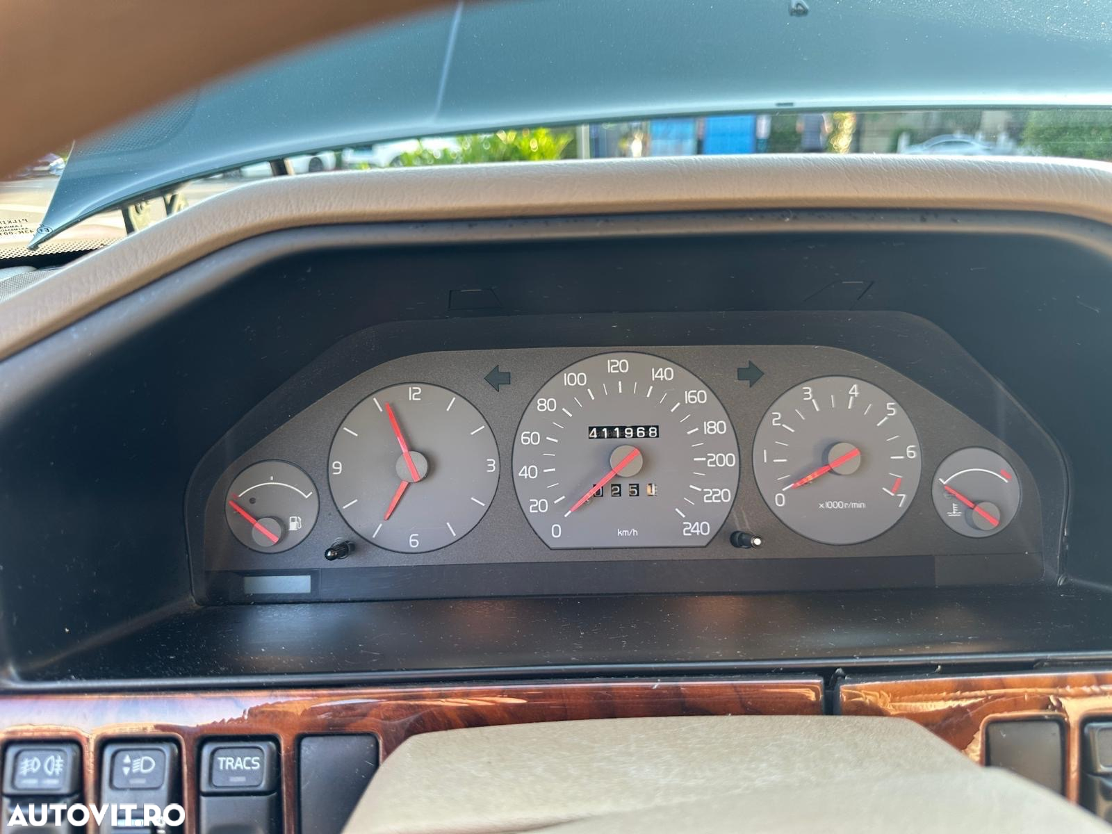 Volvo 960 - 25