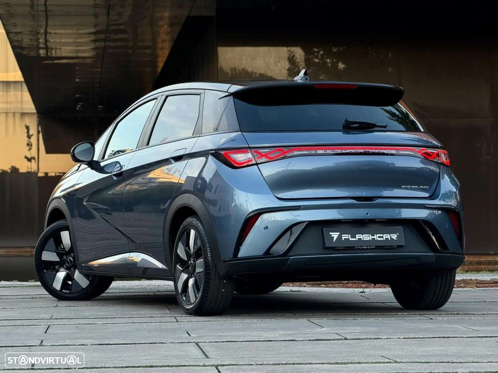 BYD Dolphin 60.4 kWh Design - 39