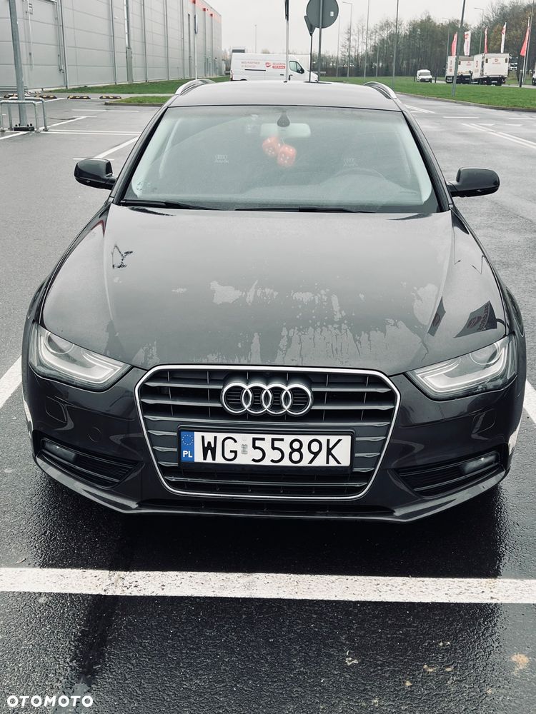 Audi A4 Avant - 10