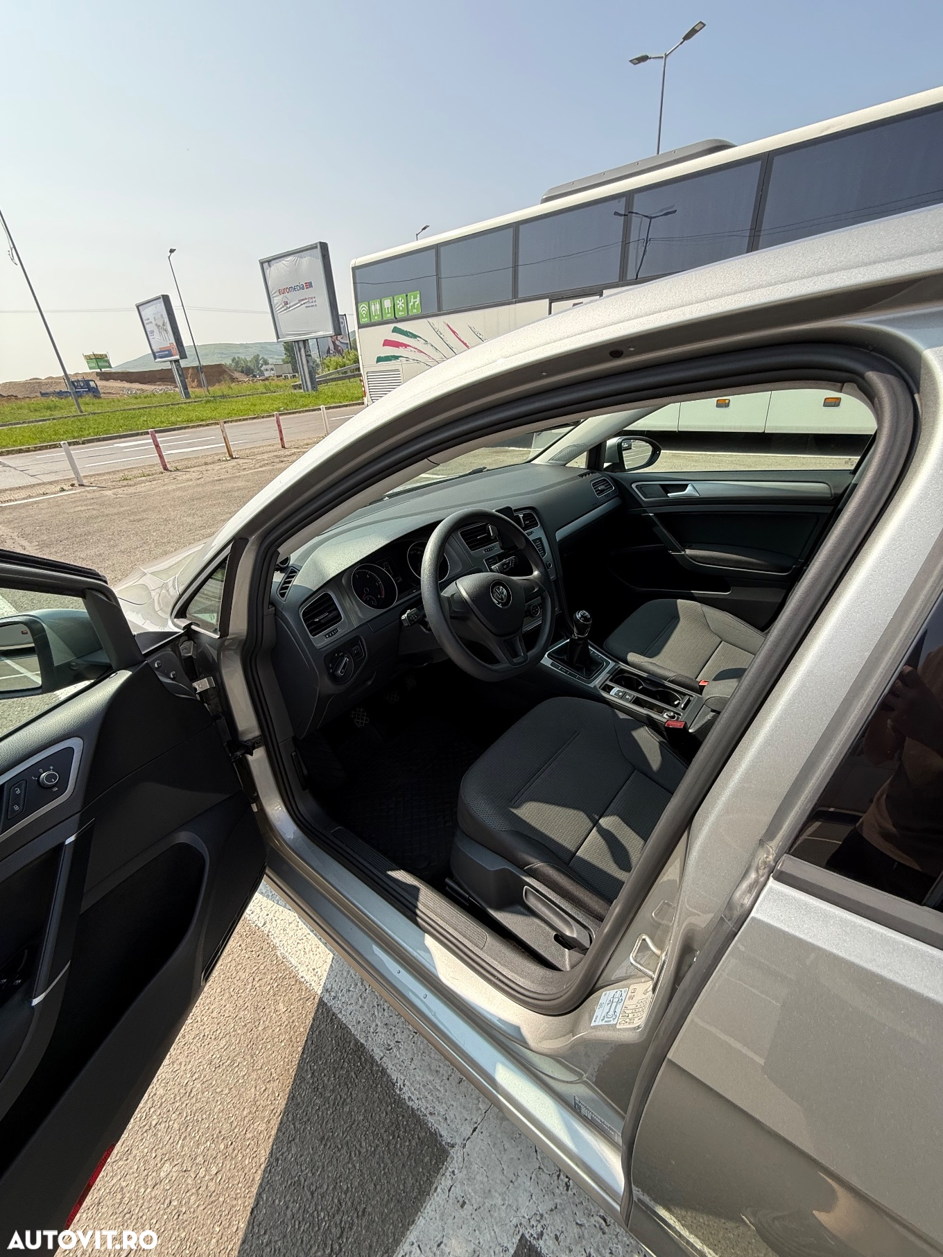 Volkswagen Golf 1.6 TDI DPF BMT Trendline - 10
