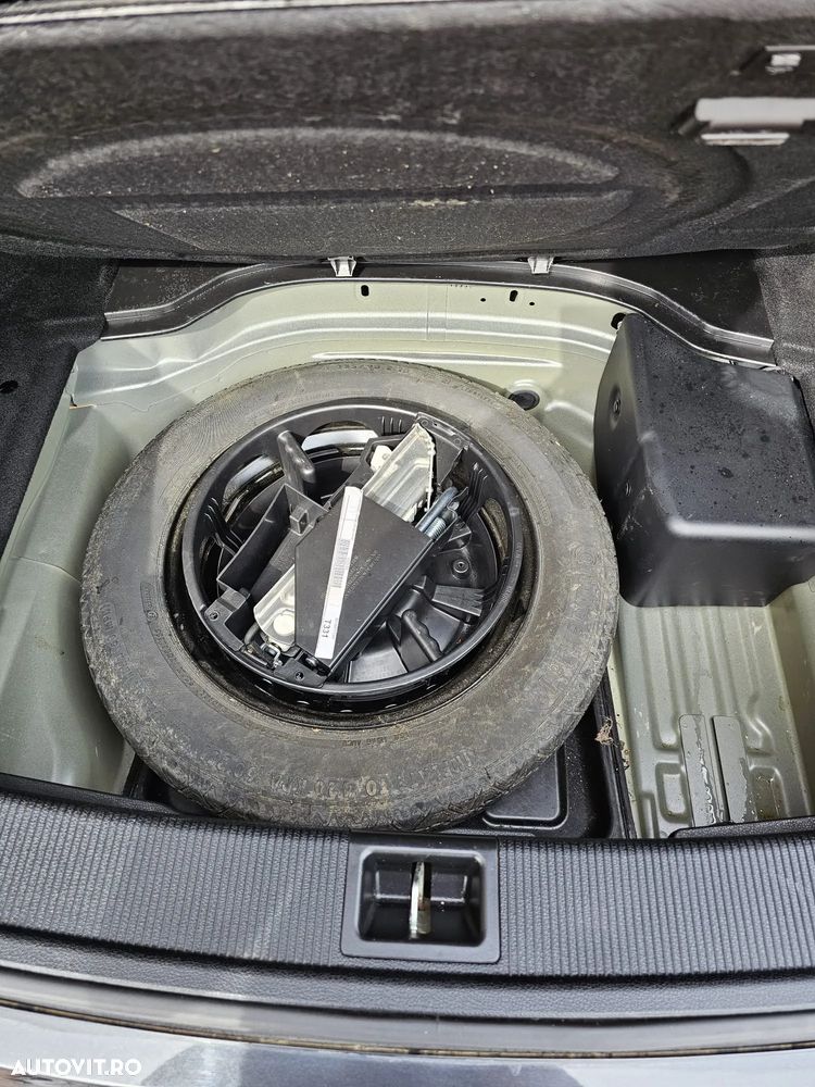 Mercedes-Benz C - 9