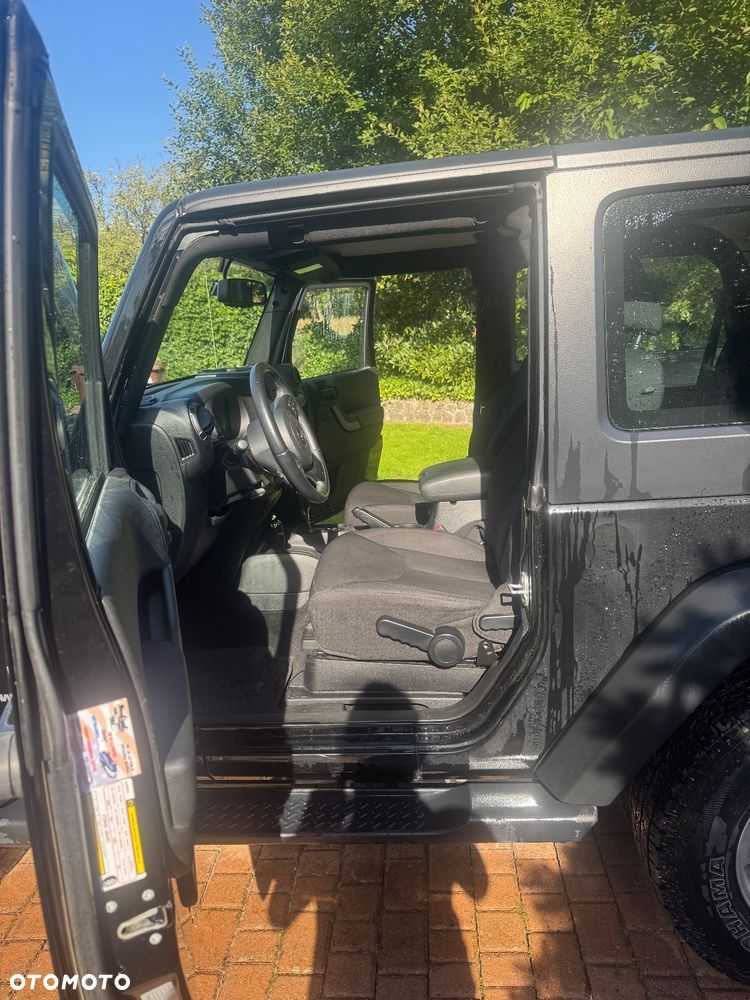 Jeep Wrangler - 4