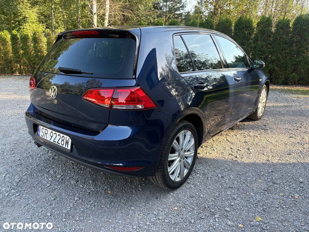 Volkswagen Golf 1.2 TSI BlueMotion Technology Cup - 6