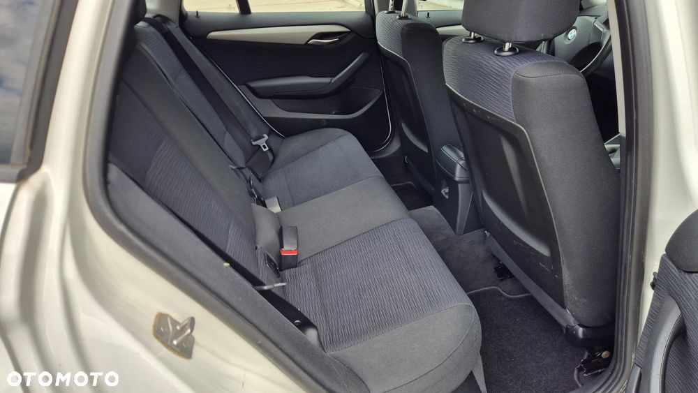 BMW X1 sDrive18d xLine - 14