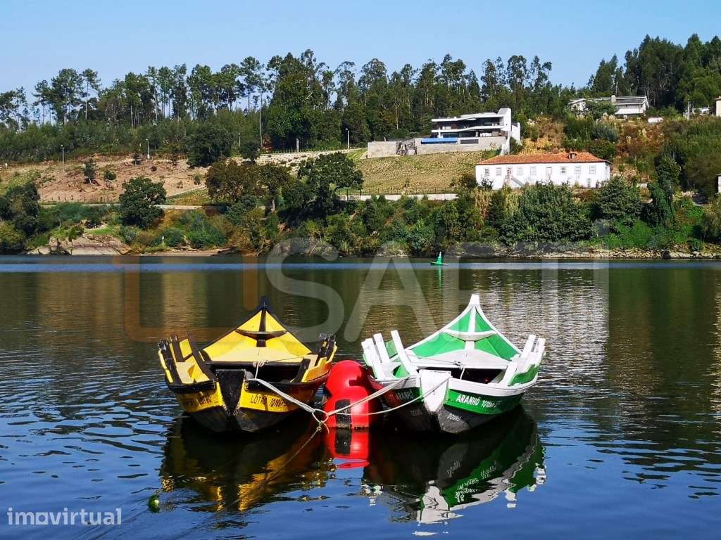 Terreno para construção de moradia geminada próximo ao Douro - Grande imagem: 3/4