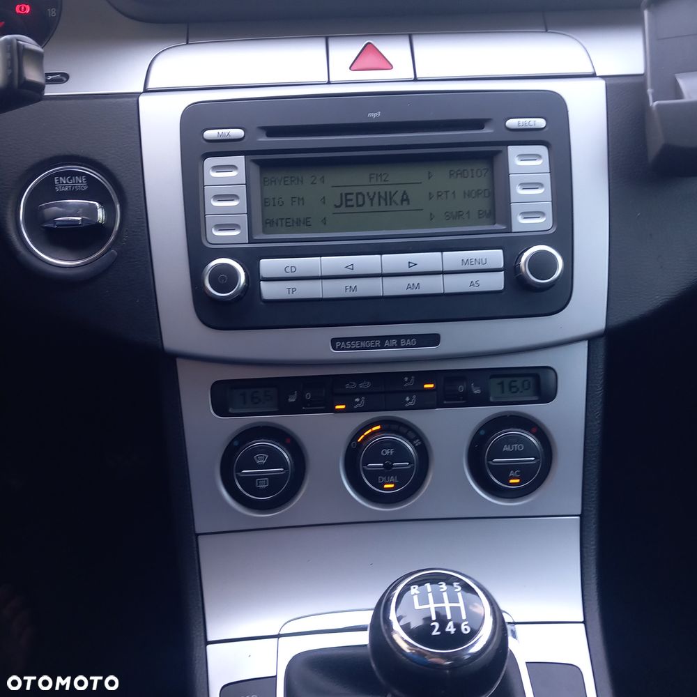 Volkswagen Passat 1.8 TSI R-Line Edition Plus - 17