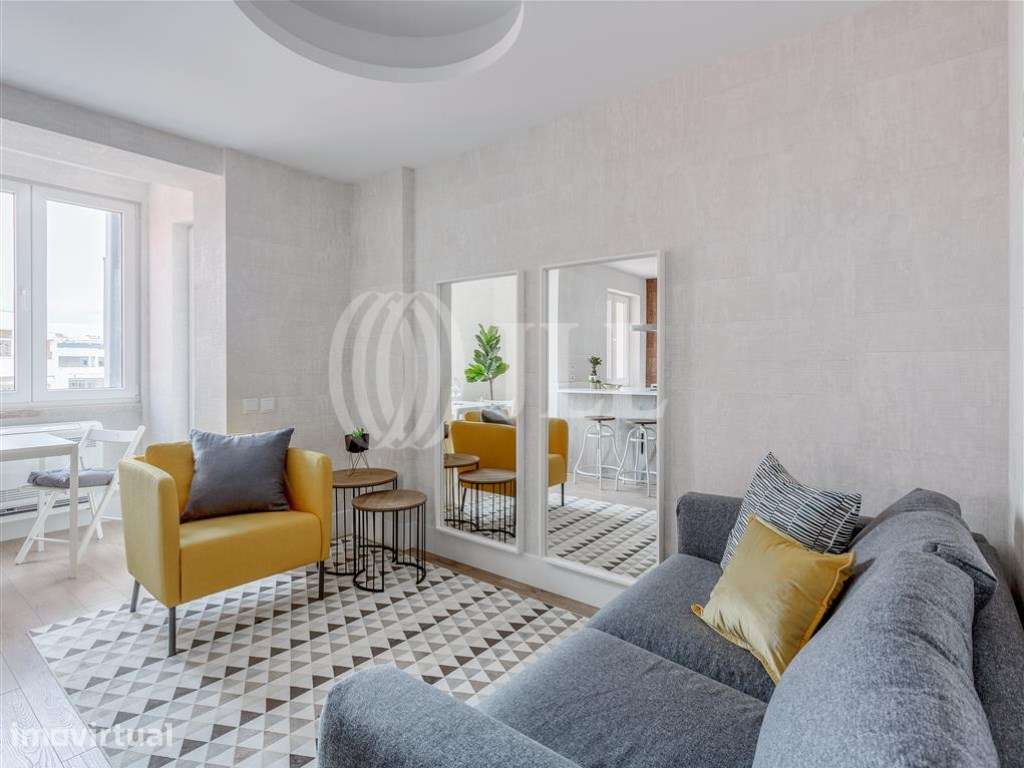 Apartamento T3 com varanda, em Santo António, Lisboa - Grande imagem: 2/11