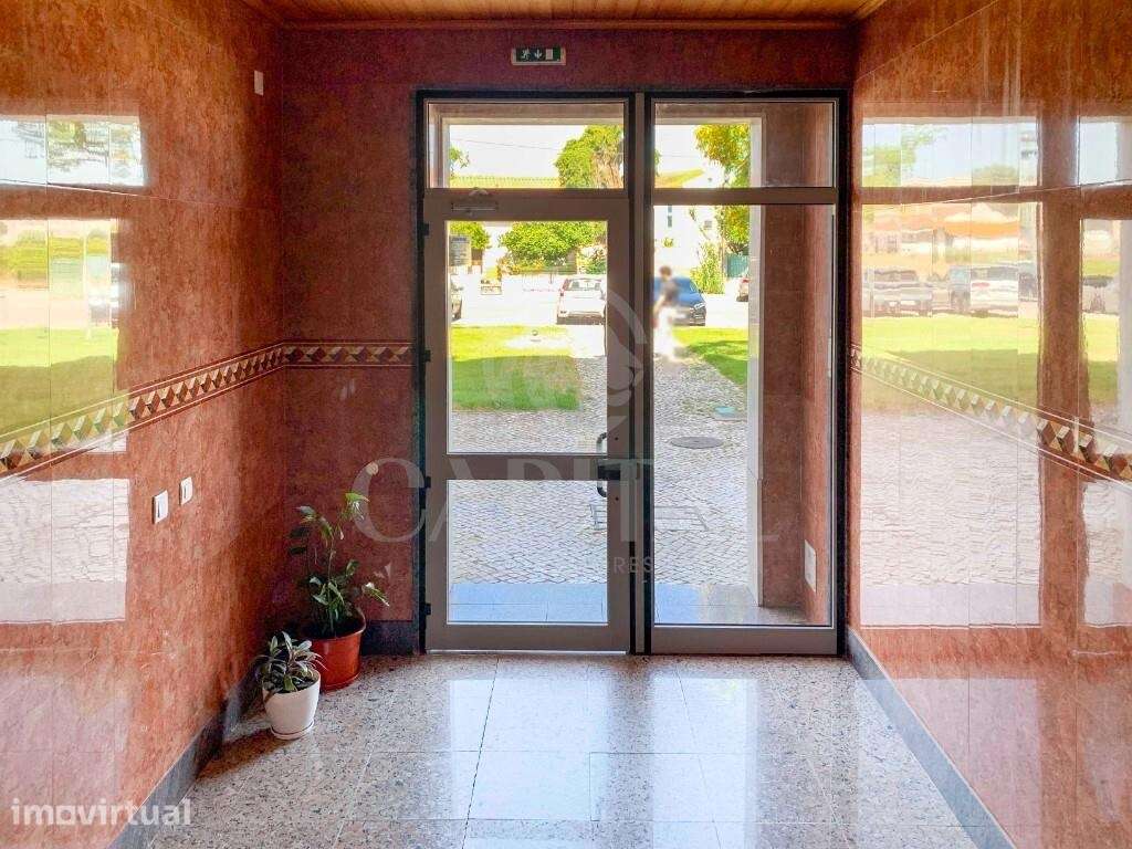 ✨ T3 Luminoso com Elevador no Centro de Samora Correia ✨ - Grande imagem: 3/30