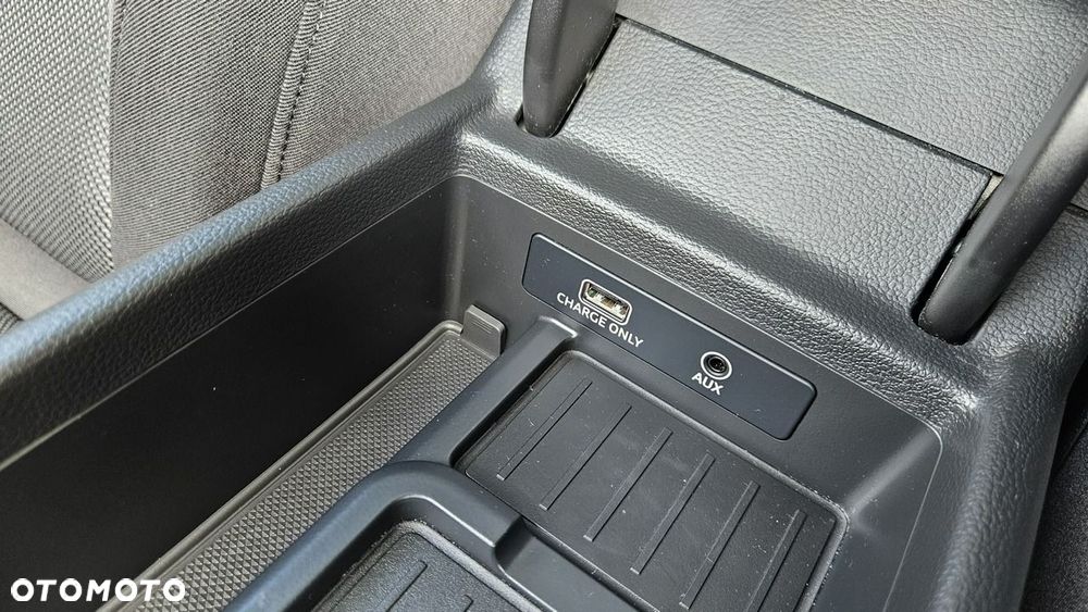 Audi A4 Avant 2.0 TDI DPF clean diesel quattro S tronic Ambiente - 34
