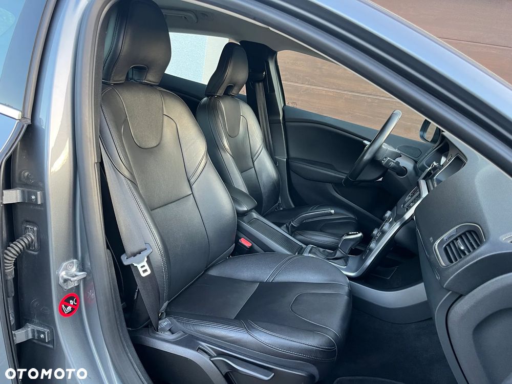 Volvo V40 T3 Drive-E Inscription - 15