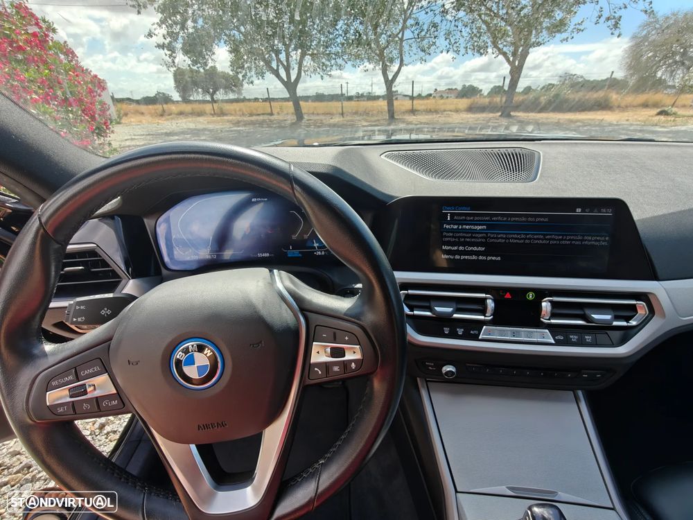 BMW 320 - 13
