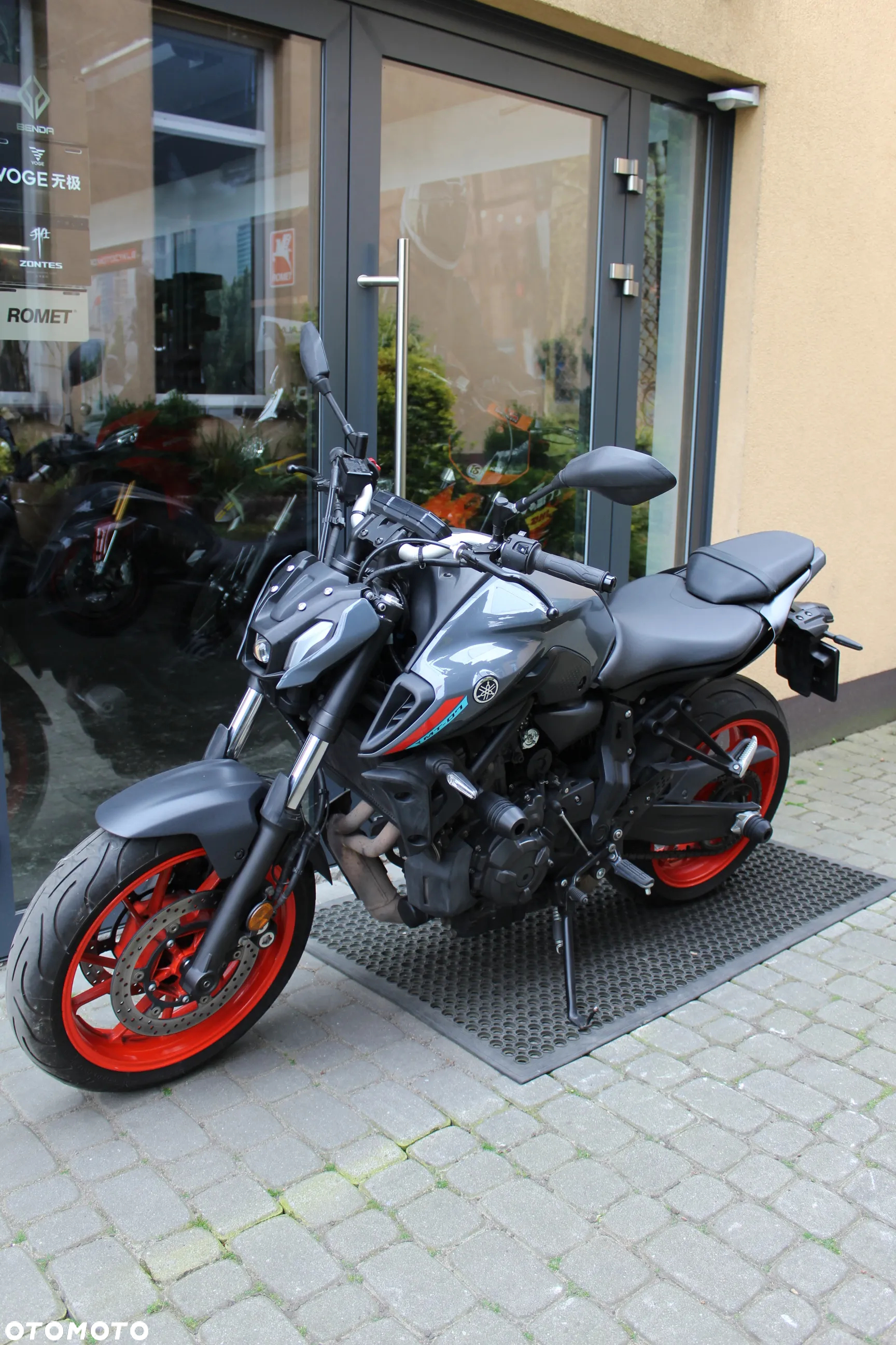 Yamaha MT - 3