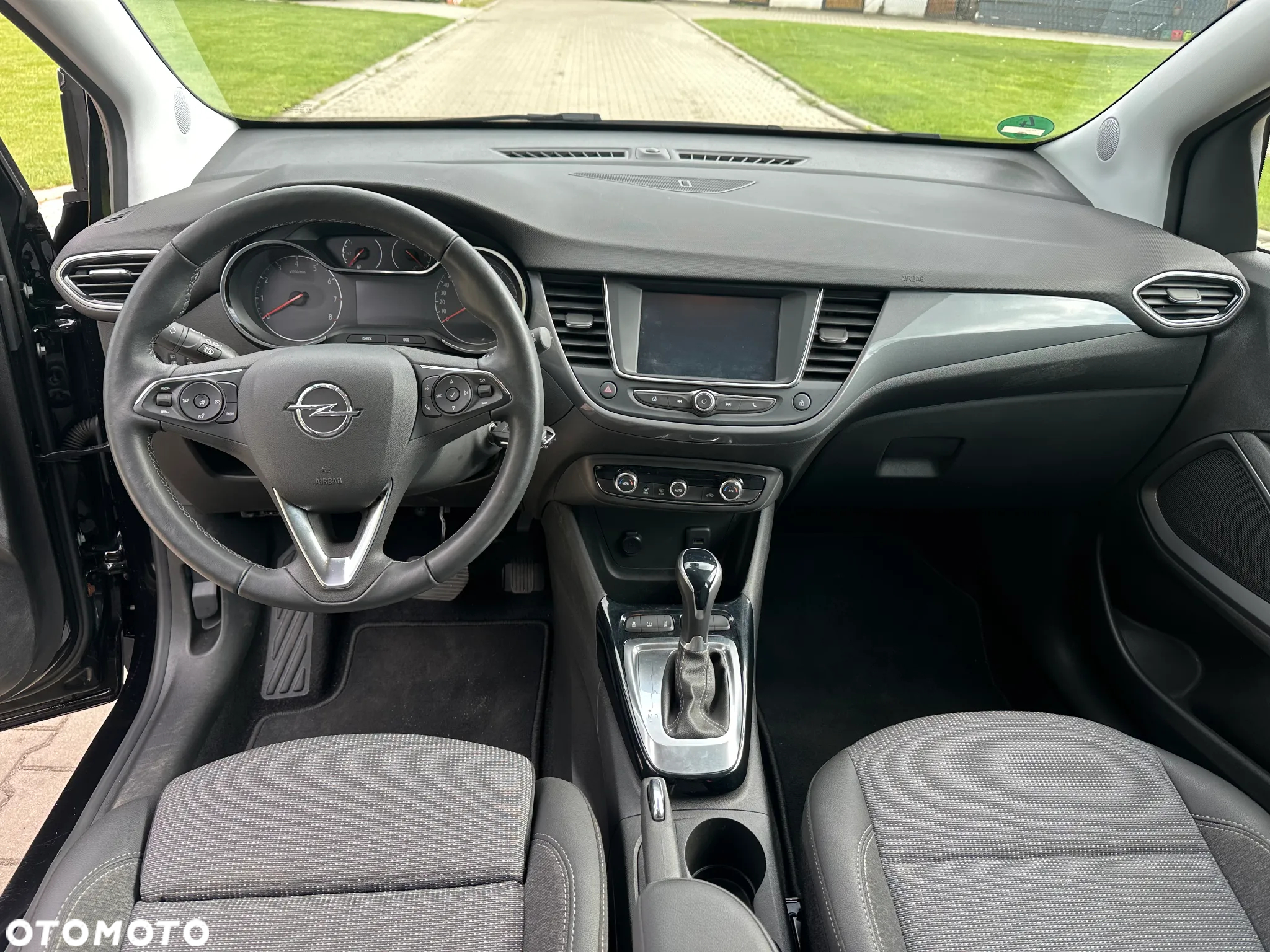 Opel Crossland - 12