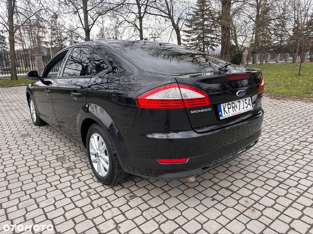 Ford Mondeo 1.8 TDCi Ambiente - 2