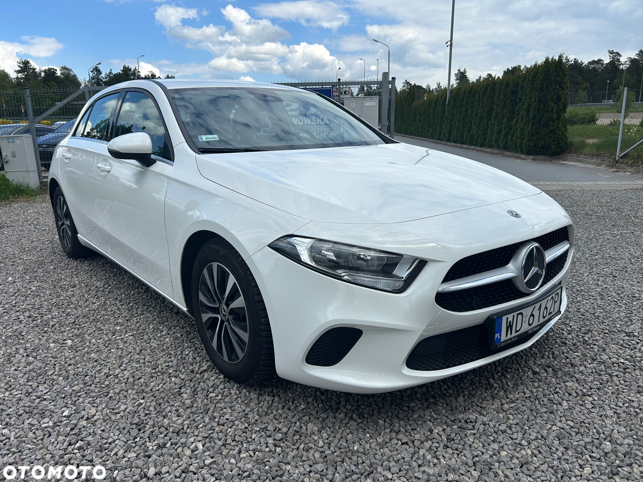Mercedes-Benz Klasa A 180 7G-DCT - 3