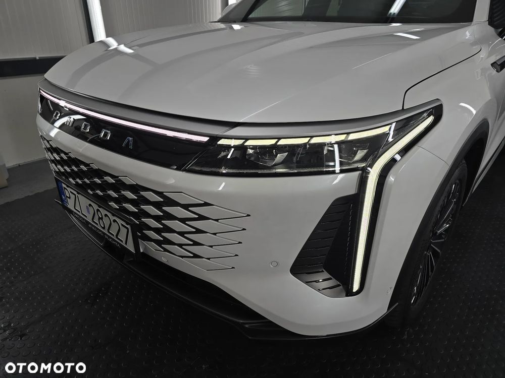 Omoda 9 1.5 Super Hybrid Exclusive AWD - 24