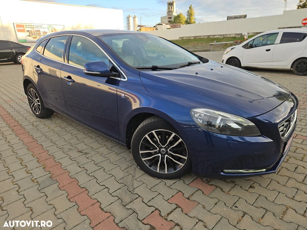 Volvo V40 D2 Ocean Race - 24